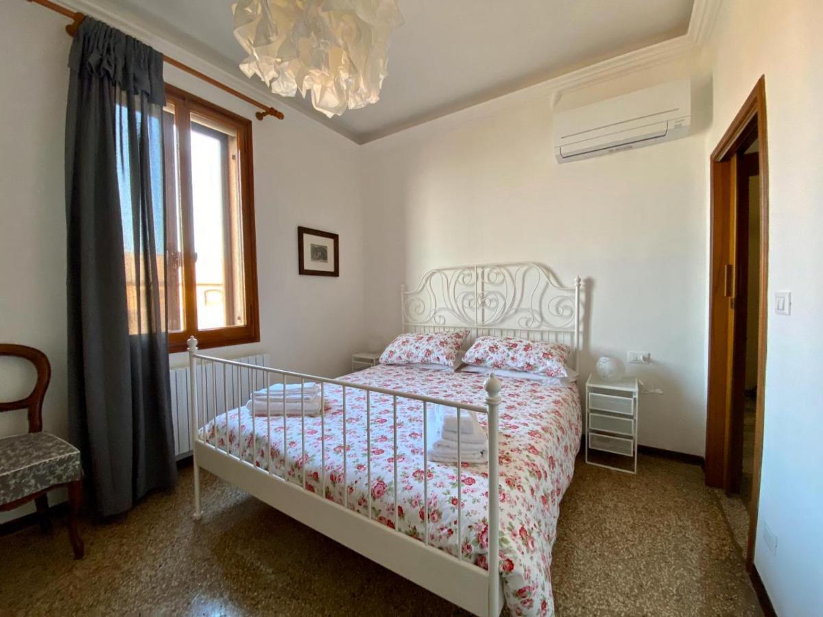 Apartment Calle San Giacomo Venedig